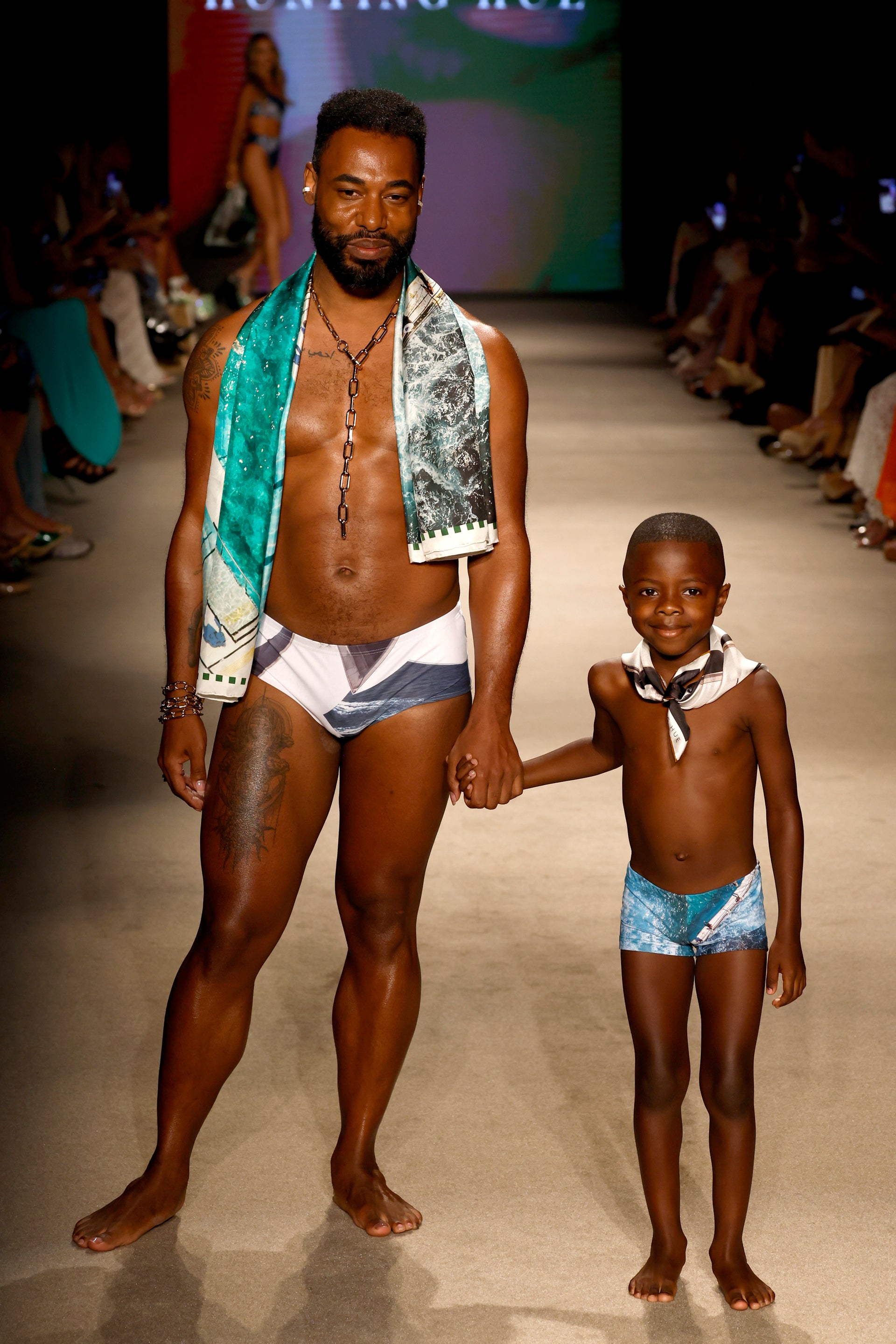 Icons of Sydney: 'Opera' Mens Euro Swim